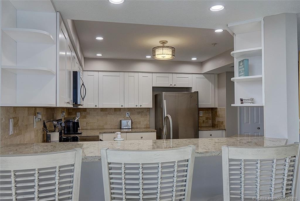 3880 N Highway A1a 905