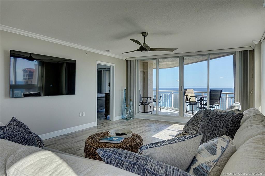 3880 N Highway A1a 905