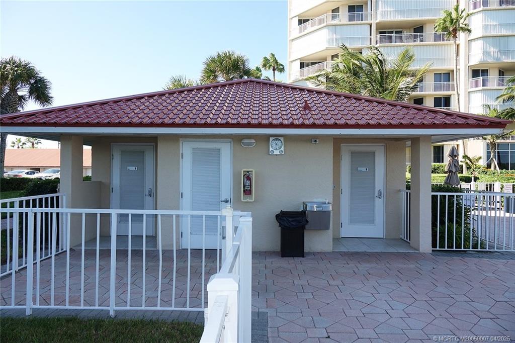 3880 N Highway A1a 905