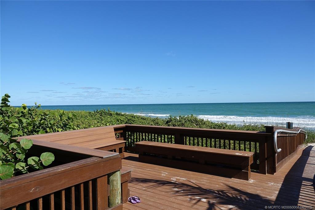 3880 N Highway A1a 905