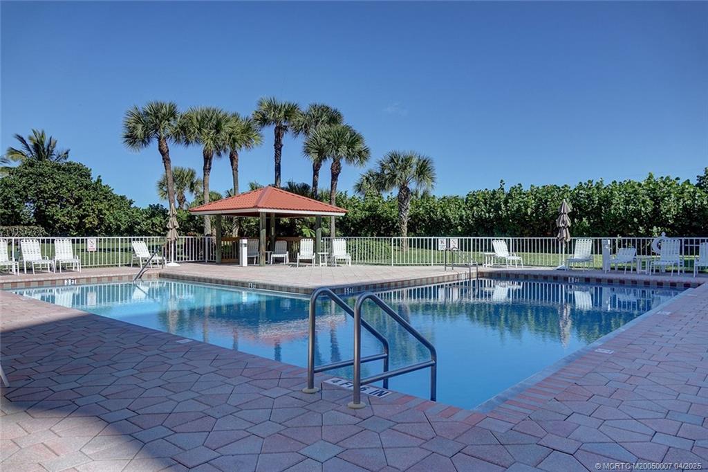 3880 N Highway A1a 905