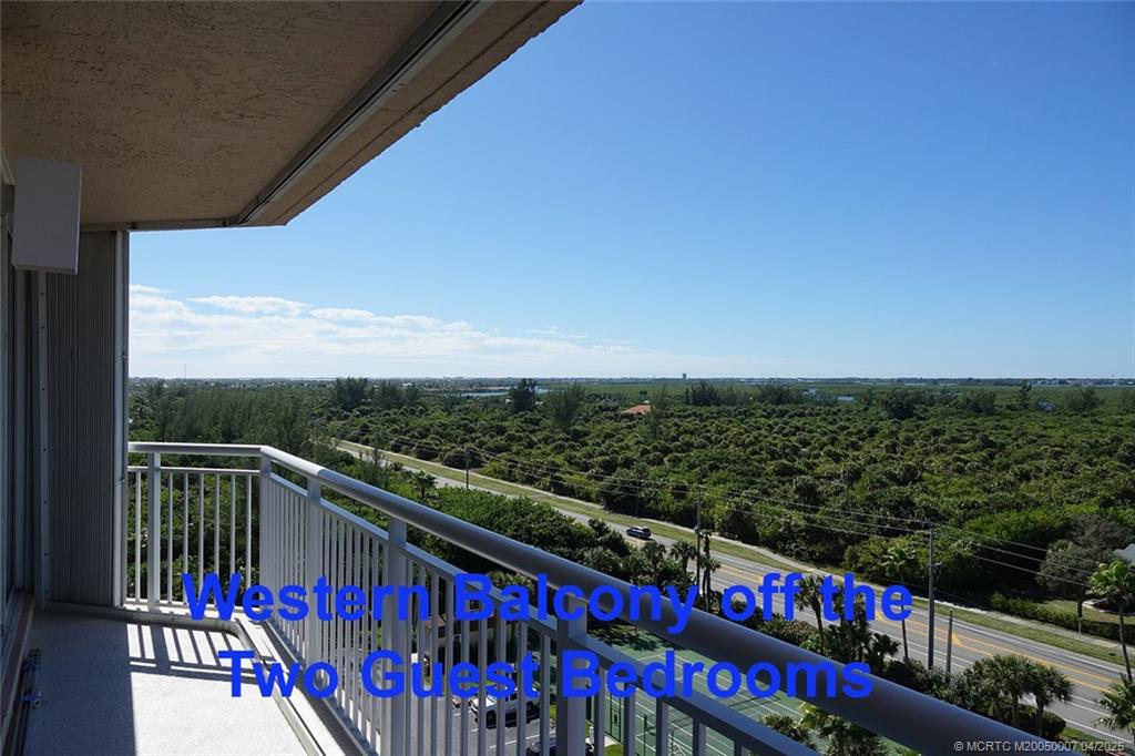 3880 N Highway A1a 905
