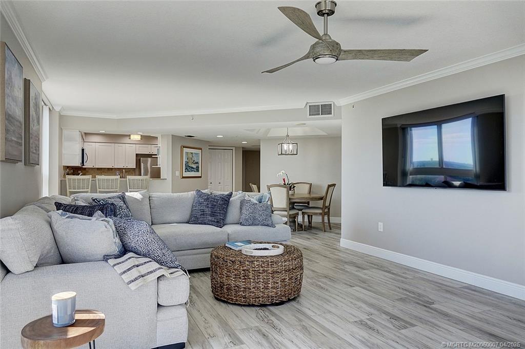 3880 N Highway A1a 905