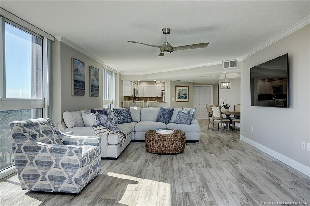 3880 N Highway A1a 905