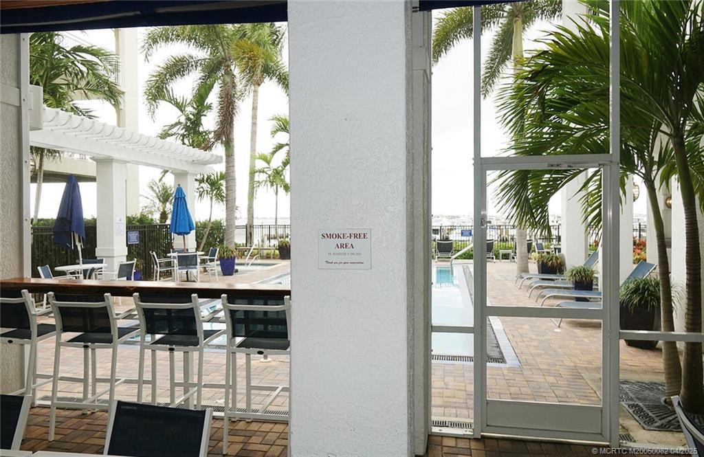 975 NW Flagler Avenue 306