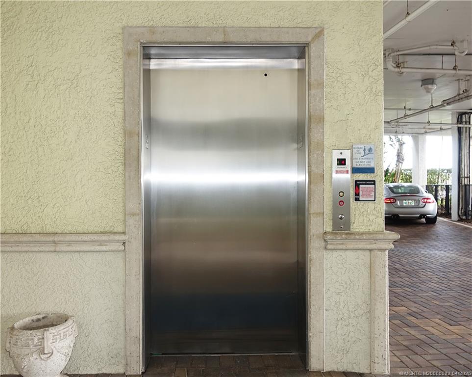 975 NW Flagler Avenue 306