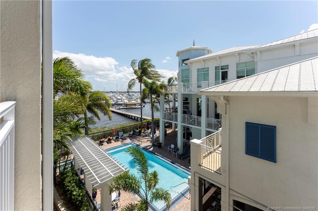 975 NW Flagler Avenue 306
