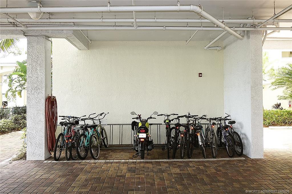 975 NW Flagler Avenue 306
