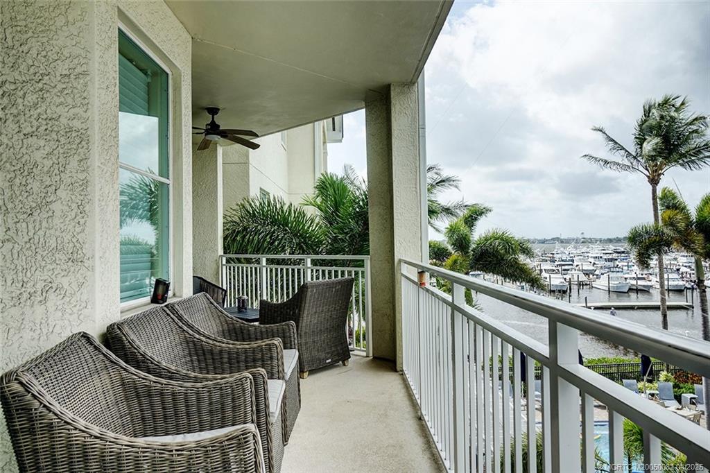 975 NW Flagler Avenue 306