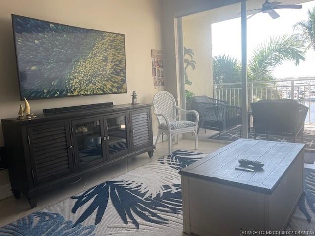 975 NW Flagler Avenue 306