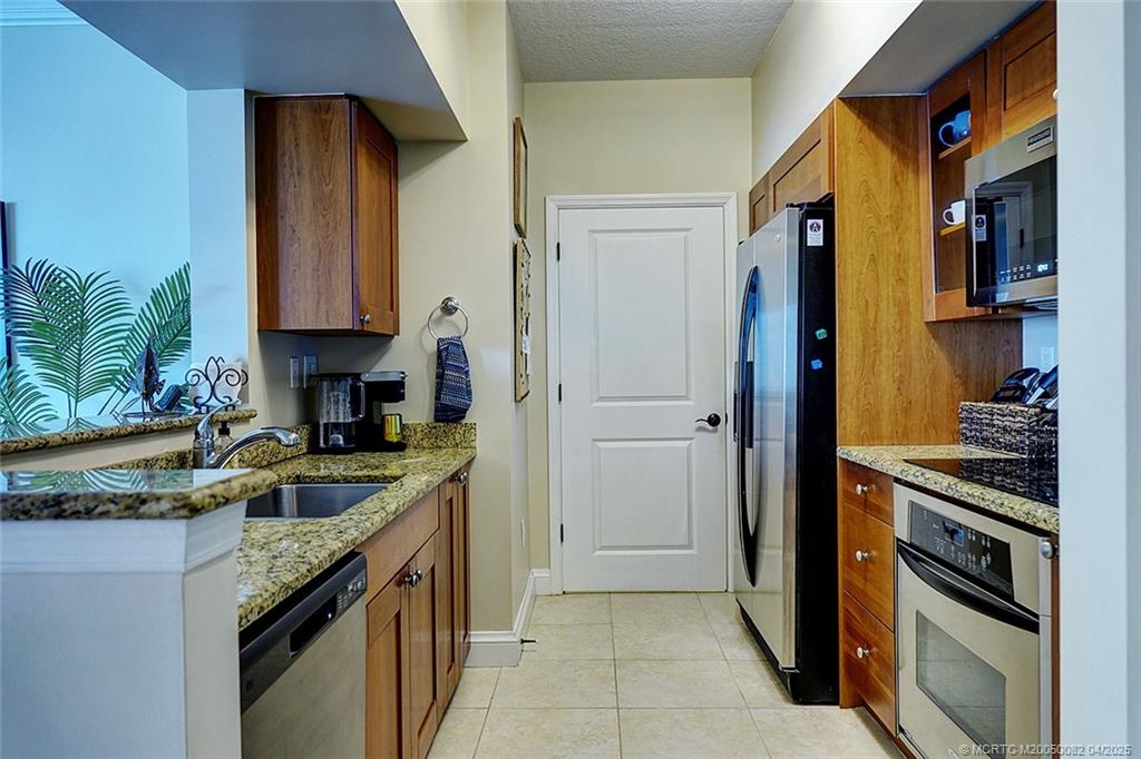 975 NW Flagler Avenue 306