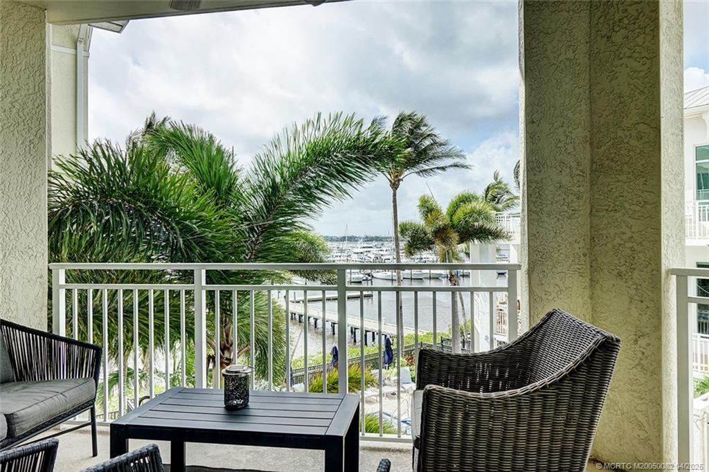 975 NW Flagler Avenue 306