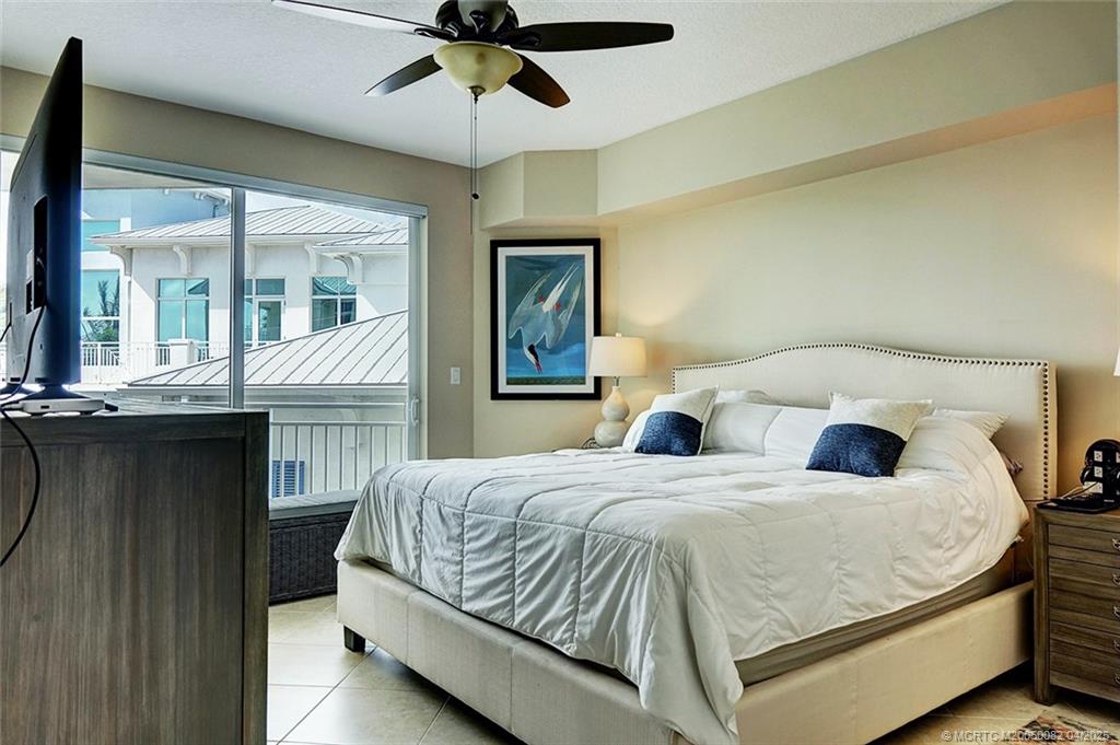 975 NW Flagler Avenue 306