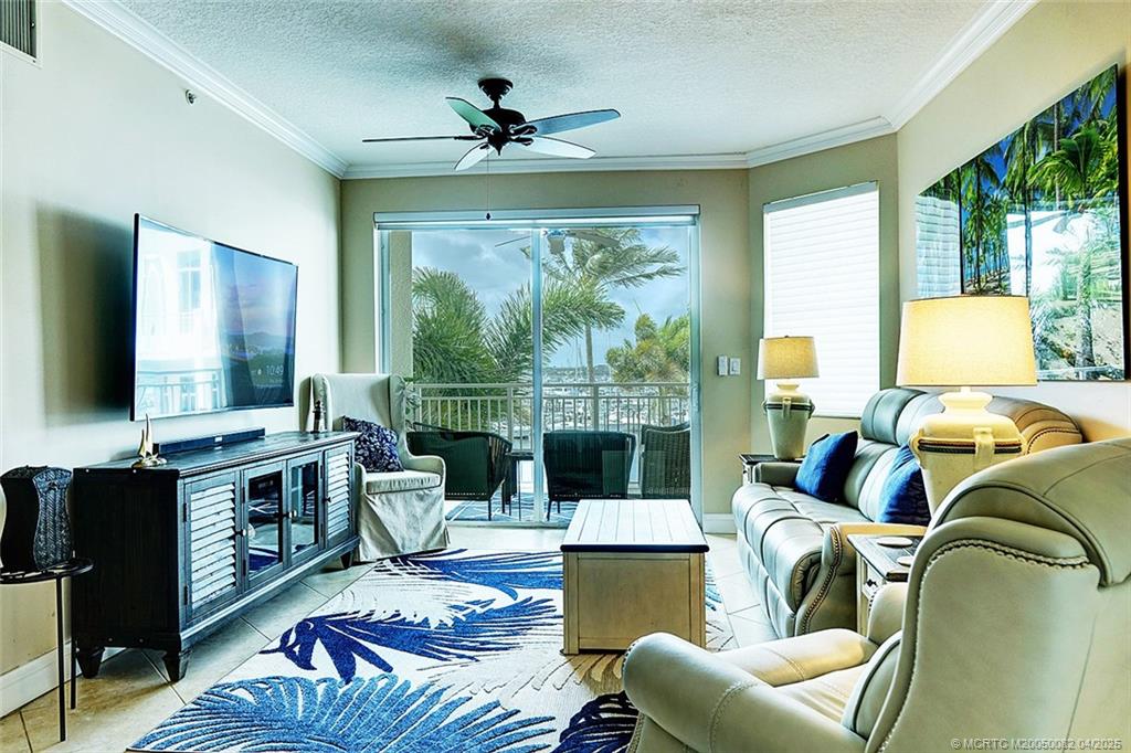 975 NW Flagler Avenue 306