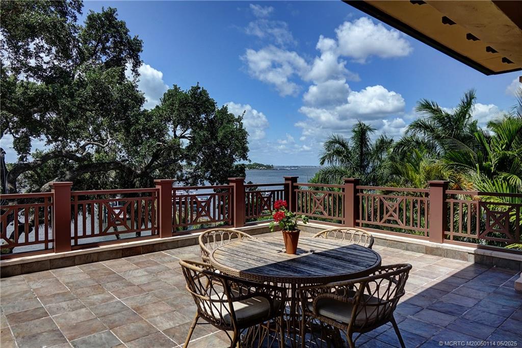 31 N River Road