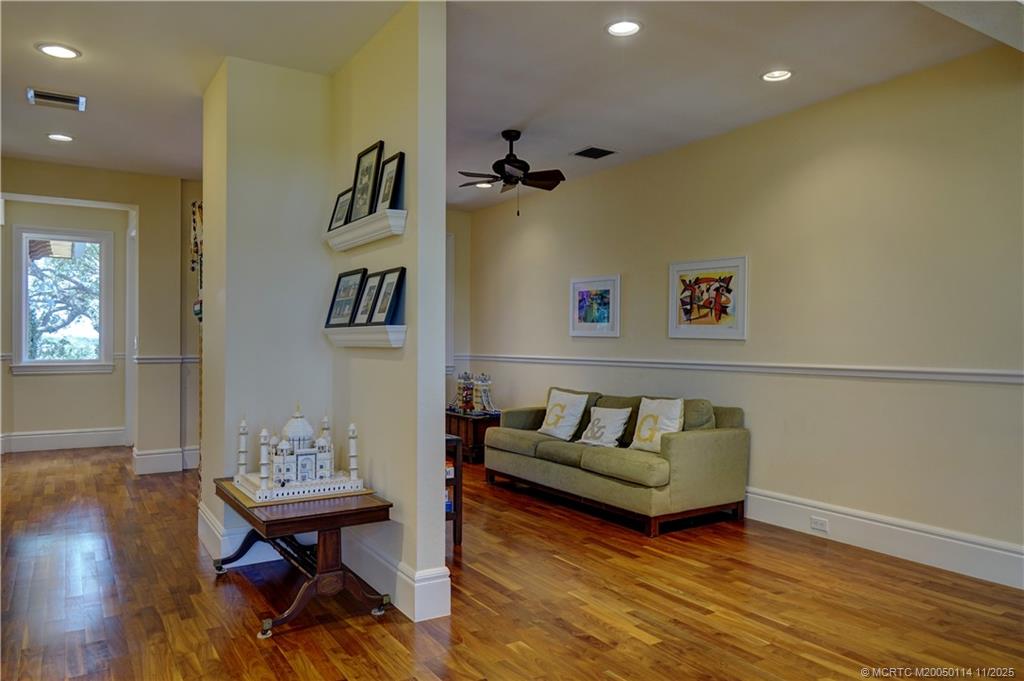 31 N River Road
