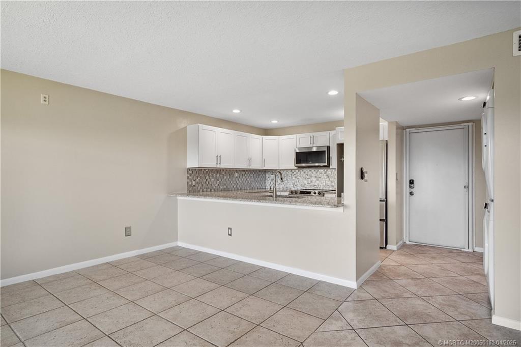 2216 NW 22nd Avenue 113