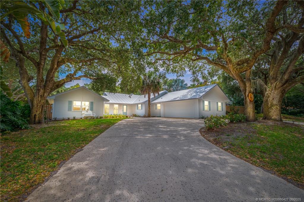 3 Heritage Way