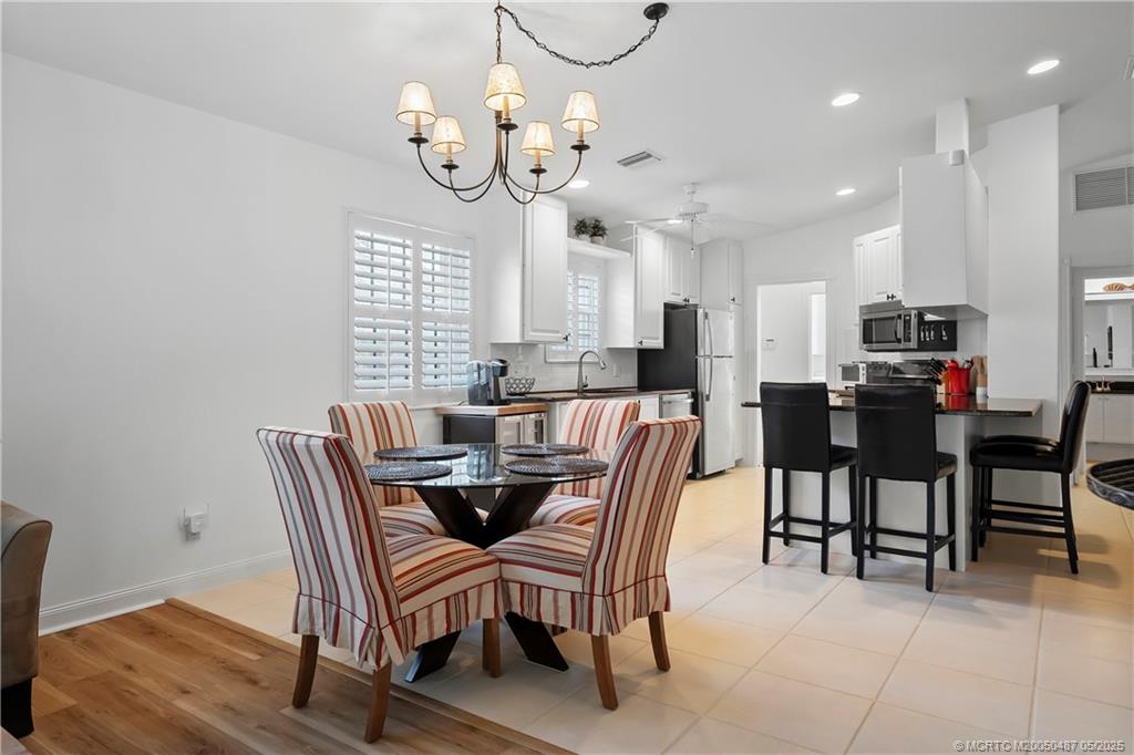 858 SW Balmoral Trace