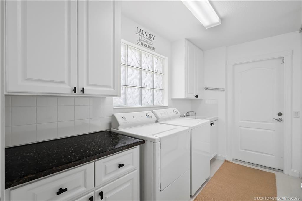 858 SW Balmoral Trace