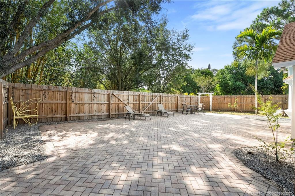 1850 SW Hackman Terrace