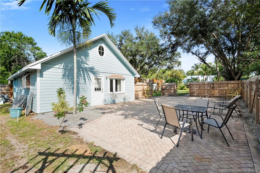 1850 SW Hackman Terrace