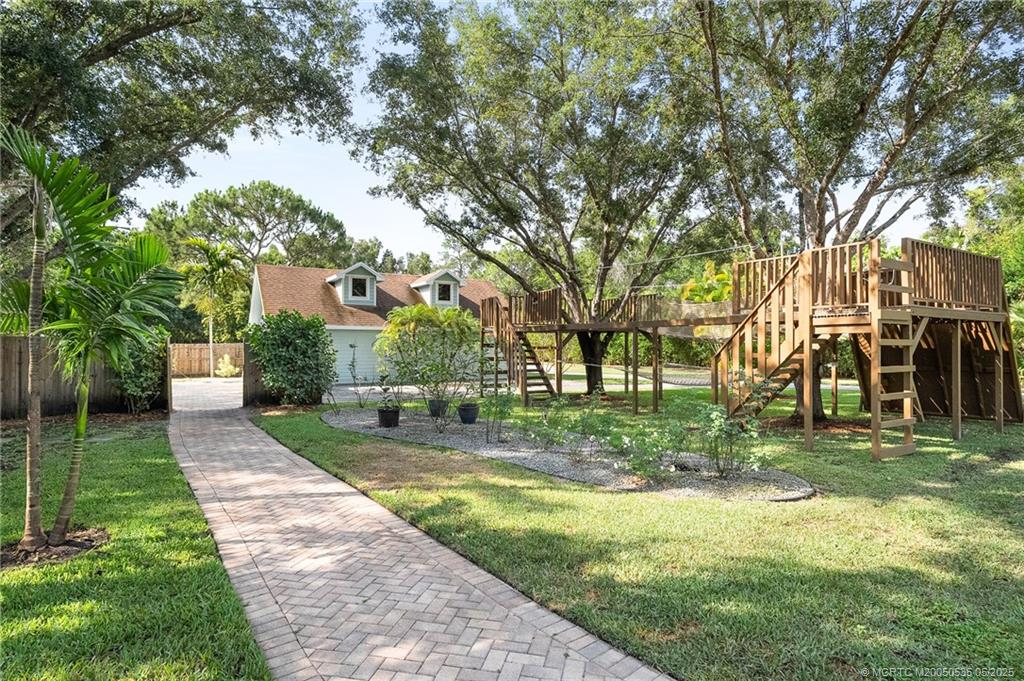 1850 SW Hackman Terrace