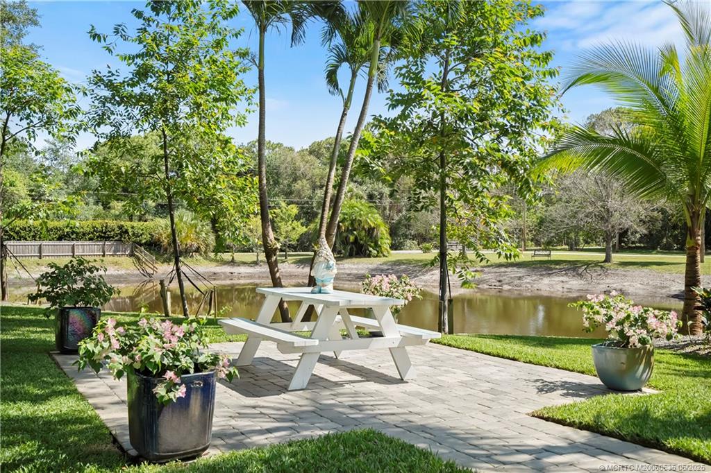 1850 SW Hackman Terrace