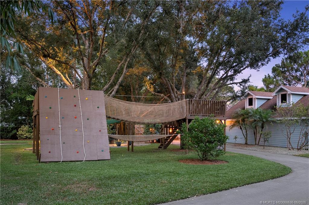 1850 SW Hackman Terrace