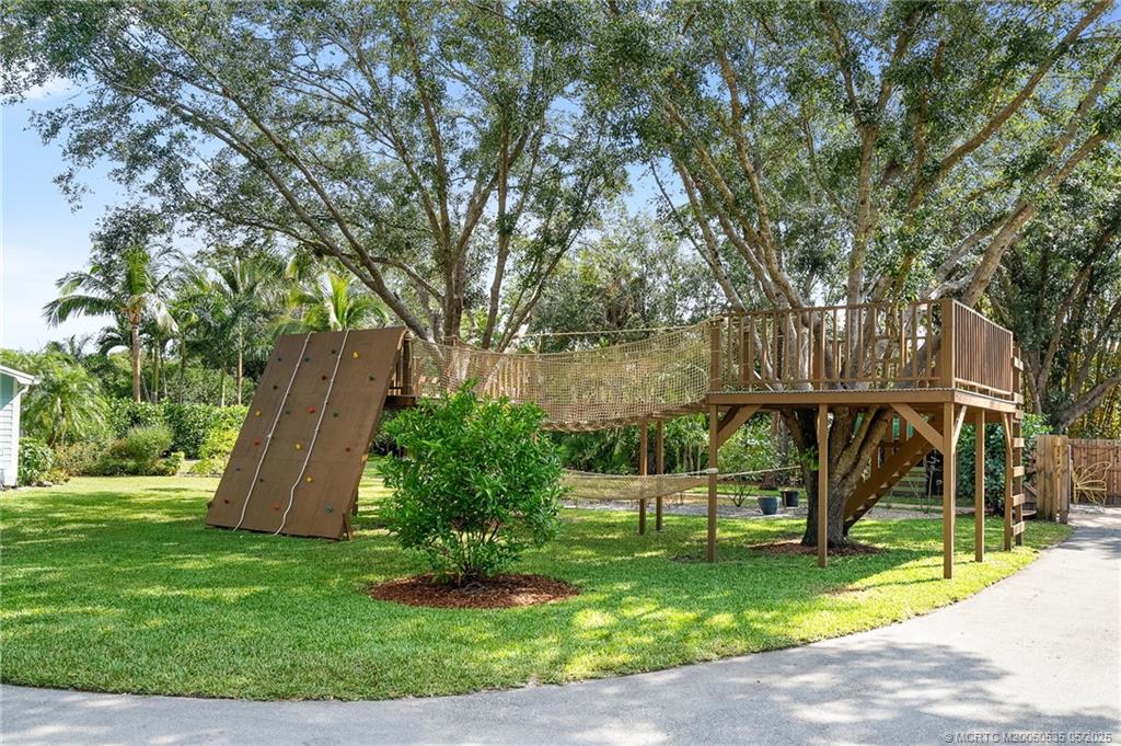 1850 SW Hackman Terrace