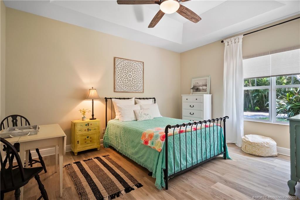 9333 SE Saturn Street