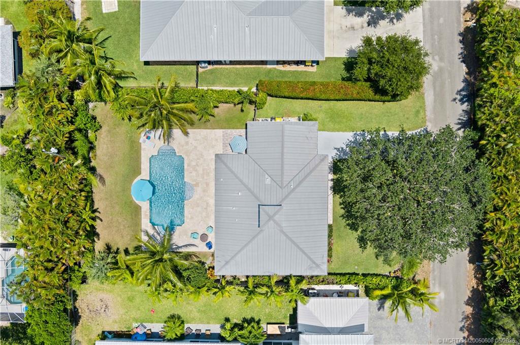 9333 SE Saturn Street