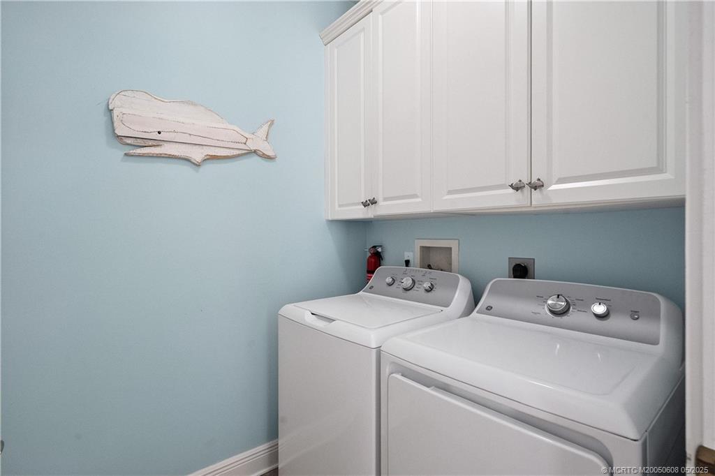 9333 SE Saturn Street