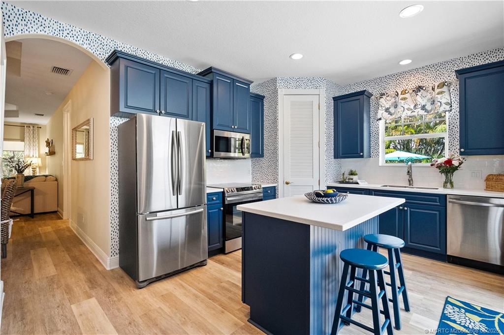 9333 SE Saturn Street