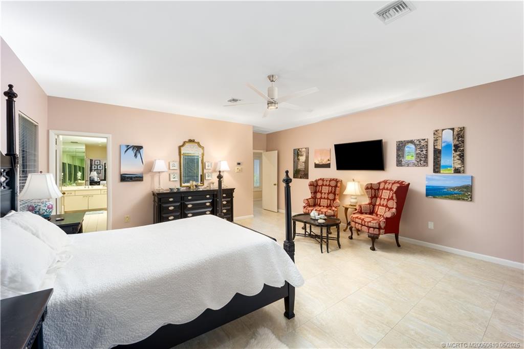 8 Kingston Ct