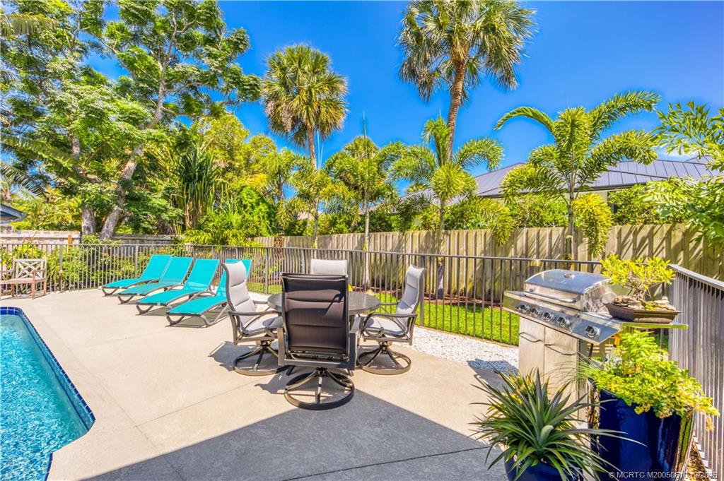 8 Kingston Ct