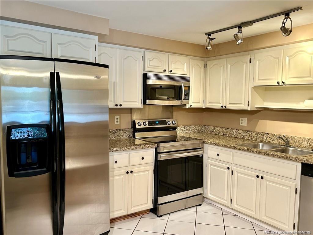 200 SE Four Winds Drive 210