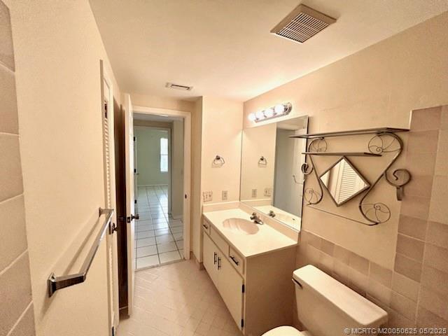 200 SE Four Winds Drive 210