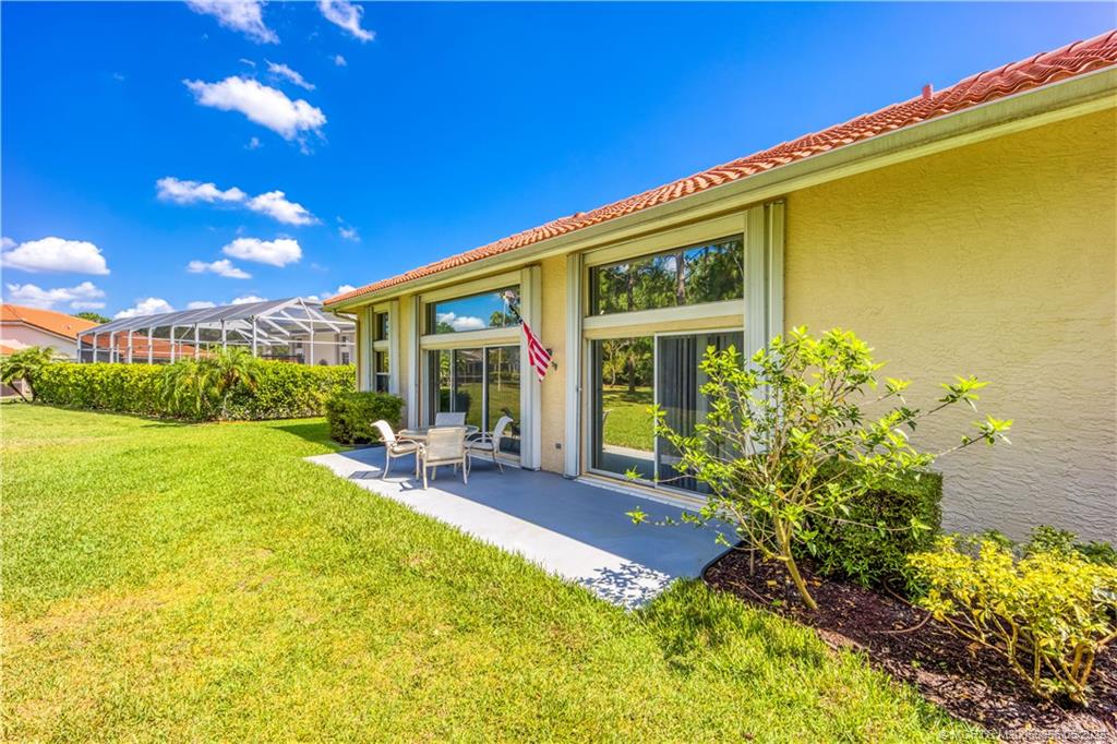 5028 SW Hammock Creek Drive