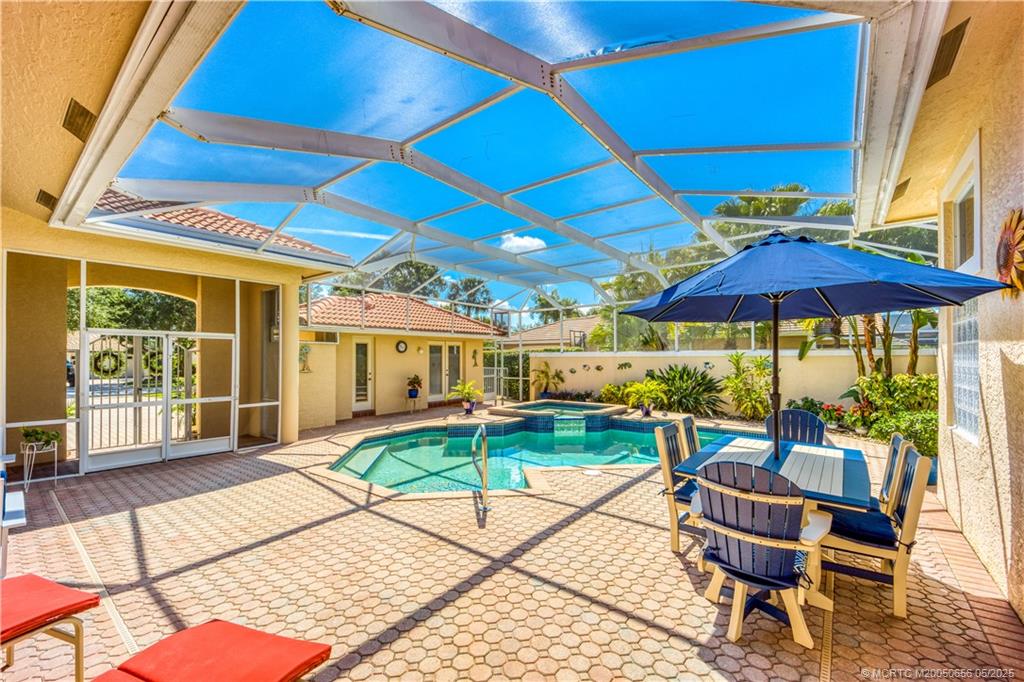 5028 SW Hammock Creek Drive