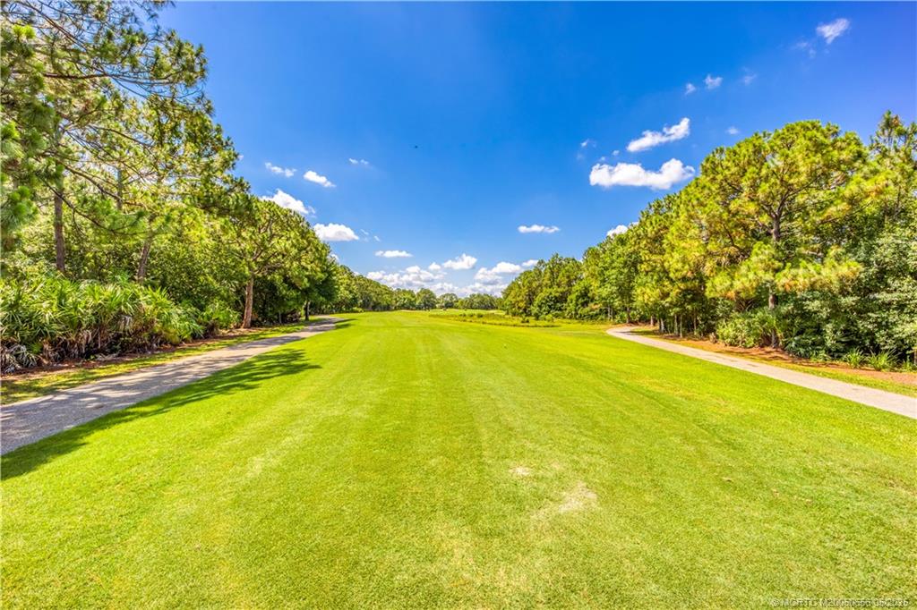 5028 SW Hammock Creek Drive