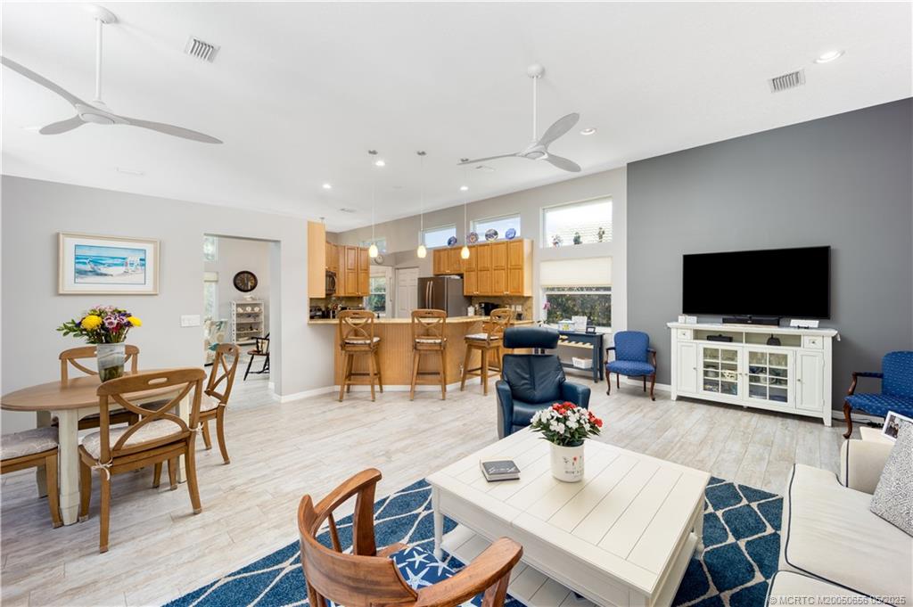 5028 SW Hammock Creek Drive