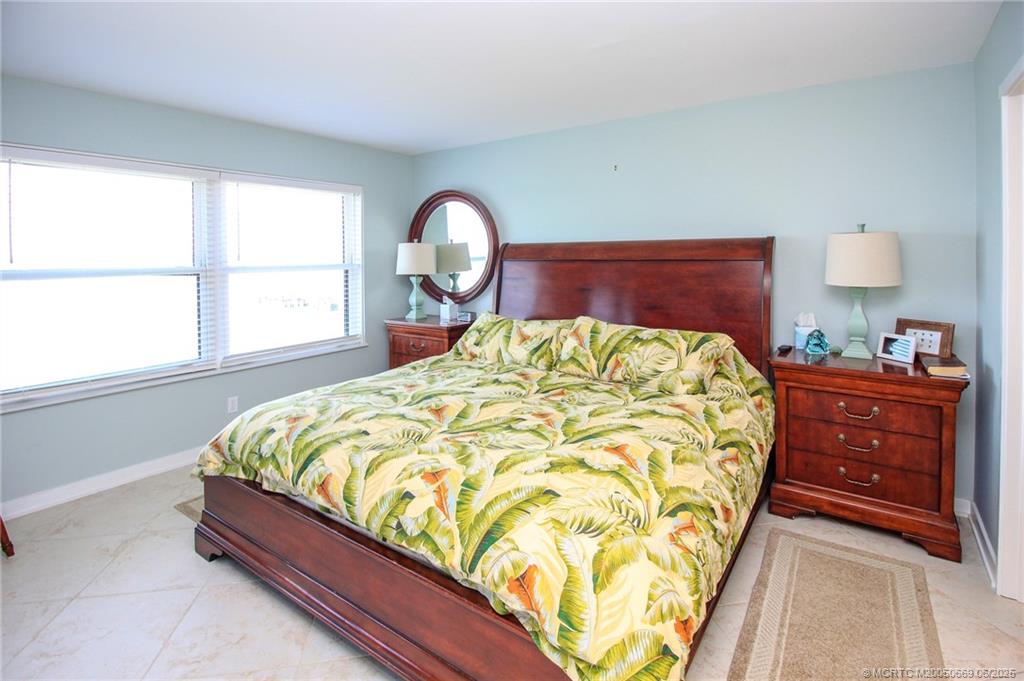 4680 NE Sandpebble Trace 3-304