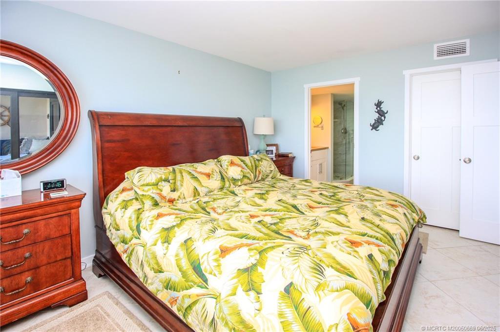 4680 NE Sandpebble Trace 3-304