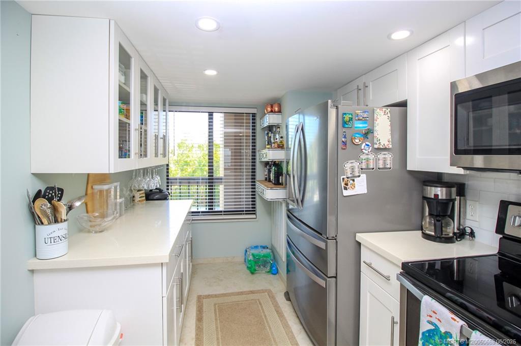 4680 NE Sandpebble Trace 3-304