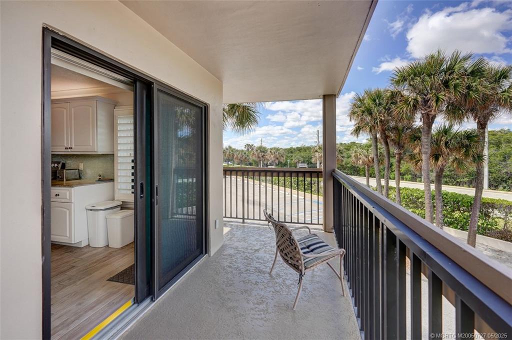 2641 NE Ocean Blvd 106
