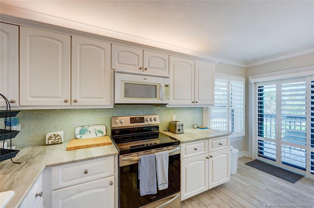 2641 NE Ocean Blvd 106