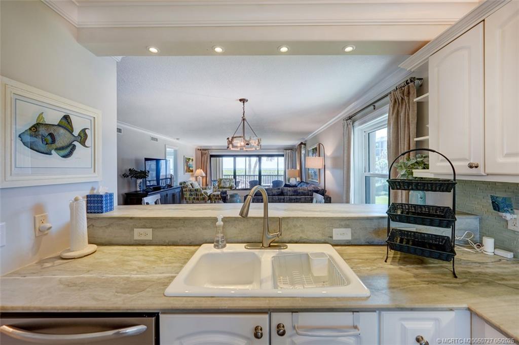 2641 NE Ocean Blvd 106