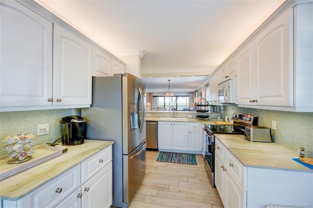 2641 NE Ocean Blvd 106