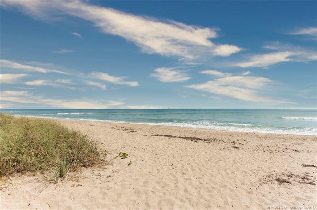2641 NE Ocean Blvd 106